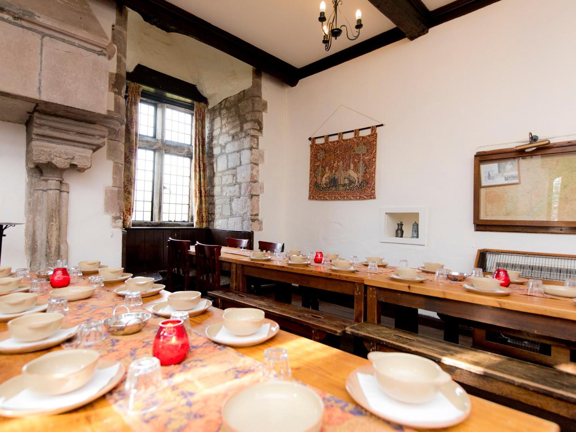 Yha St Briavels Castle Hostel Saint Briavels ภายนอก รูปภาพ