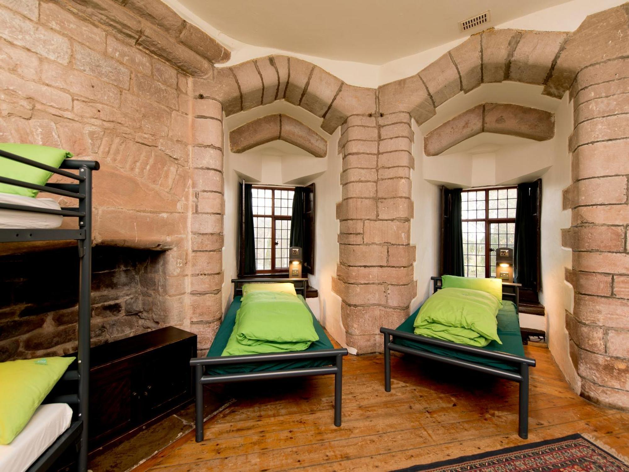 Yha St Briavels Castle Hostel Saint Briavels ภายนอก รูปภาพ