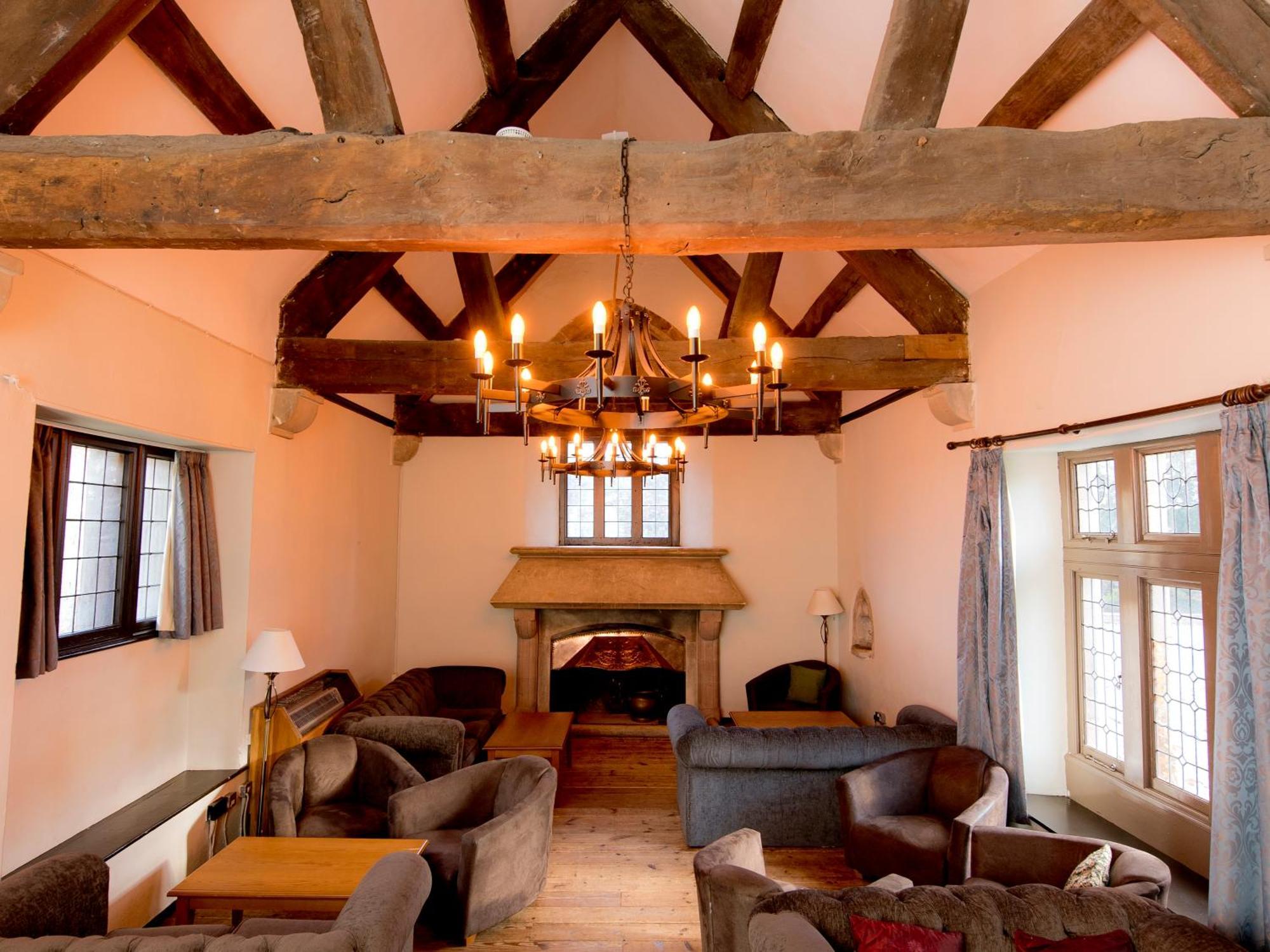 Yha St Briavels Castle Hostel Saint Briavels ภายนอก รูปภาพ